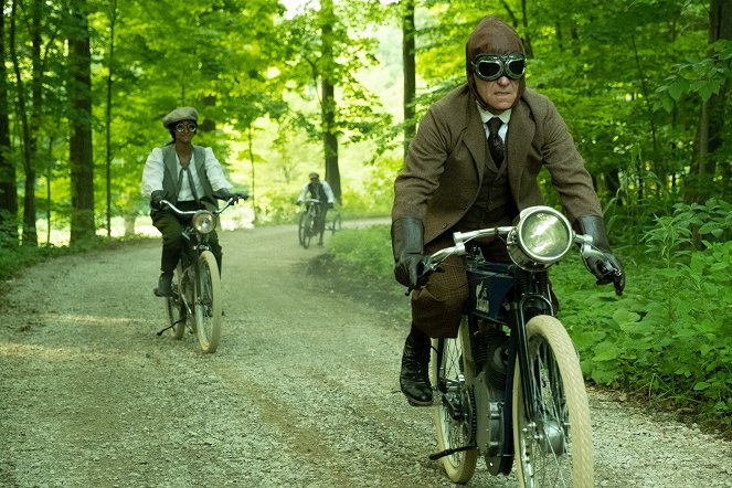 Murdoch Mysteries - Murdoch Rides Easy - Van film