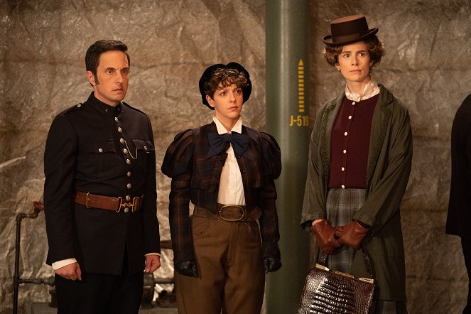 Murdoch Mysteries - Murdoch at the End of the World - Photos