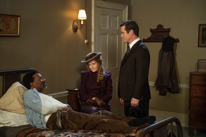 Murdoch Mysteries - An Avoidable Hinder - Photos