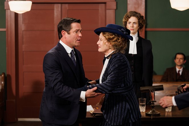 Murdoch Mysteries - Virtue and Vice - Photos