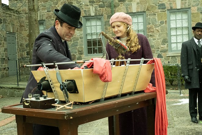 Murdoch Mysteries - The Long Goodbye, Part Two - Photos