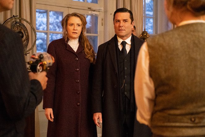 Murdoch Mysteries - The Long Goodbye, Part Two - Photos