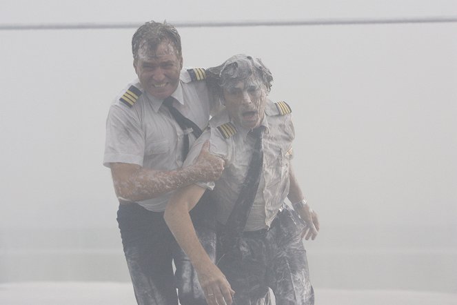 Légikatasztrófák nyomában - Season 4 - Lángok a fedélzeten - Filmfotók