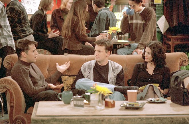 Friends - Season 5 - The One with the Yeti - Photos - Matt LeBlanc, Matthew Perry, Courteney Cox