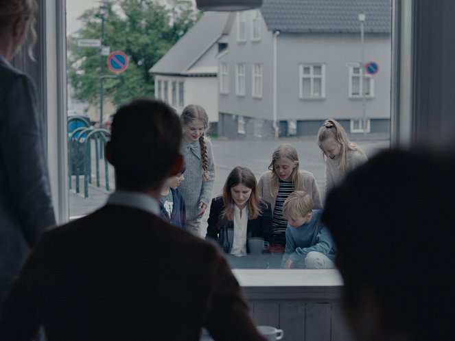 Fár - De la película - Gunnur Martinsdóttir Schlüter
