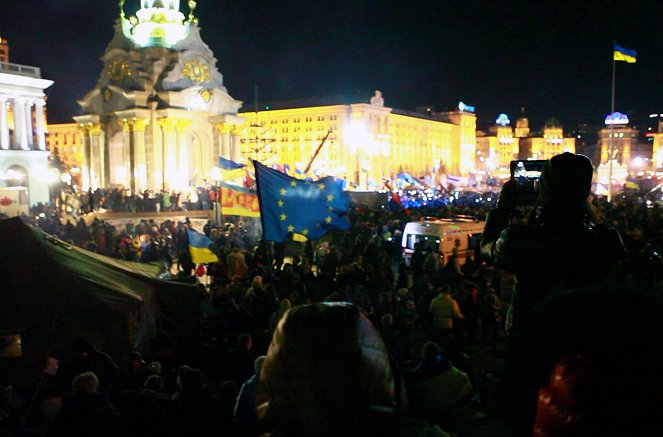 Euromaidan - Chronik eines angekündigten Krieges - Van film