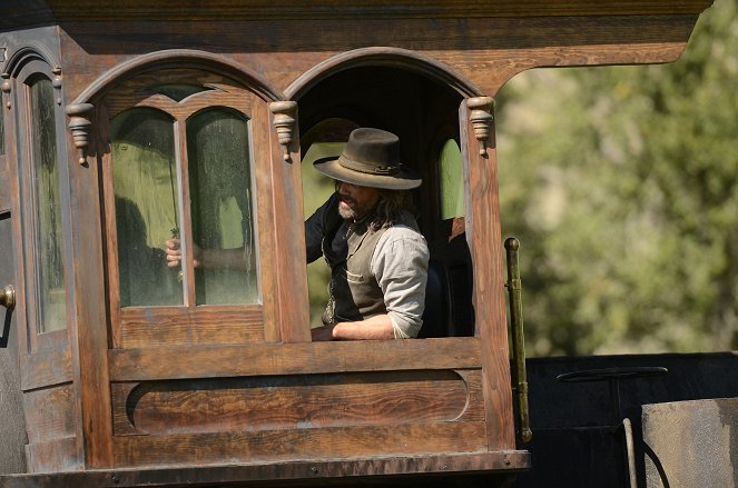 Hell On Wheels : L'enfer de l'ouest - Blood Moon - Film