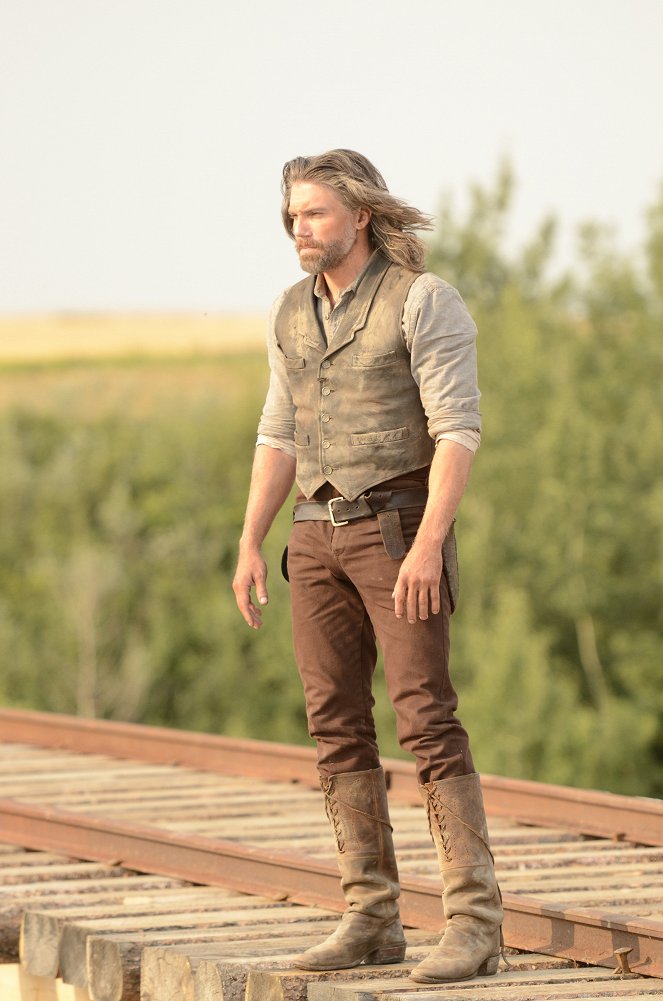 Hell on Wheels - Season 2 - Blood Moon Rising - Photos