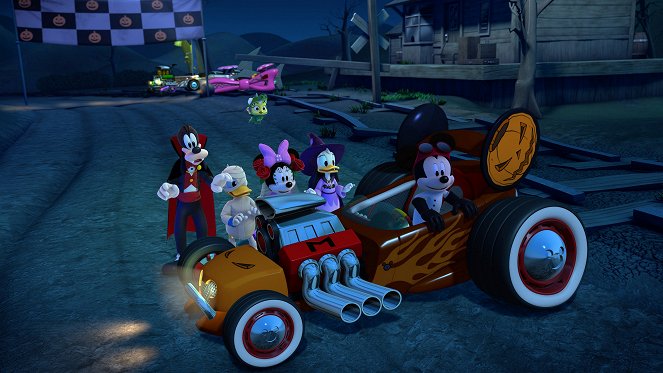 Mickey és az autóversenyzők - The Haunted Hot Rod / Pete's Ghostly Gala - Filmfotók