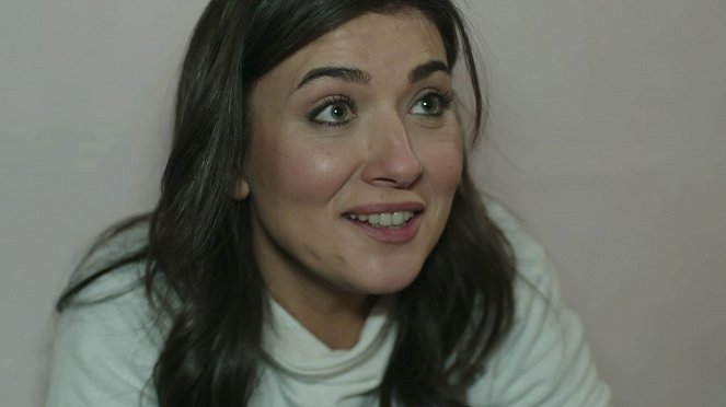 Kanatsız Kuşlar - Episode 26 - Kuvat elokuvasta - Deniz Bolışık
