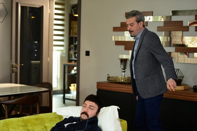 Kanatsız Kuşlar - Episode 41 - Kuvat elokuvasta
