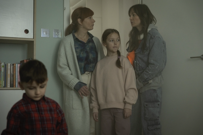 Pati - Episode 4 - Filmfotos - Magdalena Walach, Natalia Wolska, Aleksandra Adamska