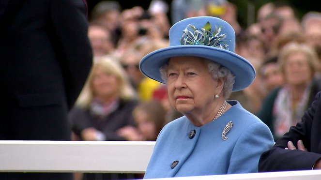 Elizabeth at 95: The Invincible Queen - De la película - Isabel II