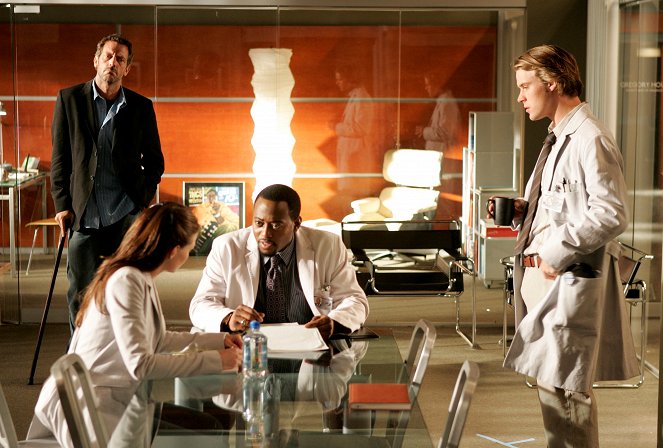 Dr House - Trucizna - Z filmu - Hugh Laurie, Jennifer Morrison, Omar Epps, Jesse Spencer