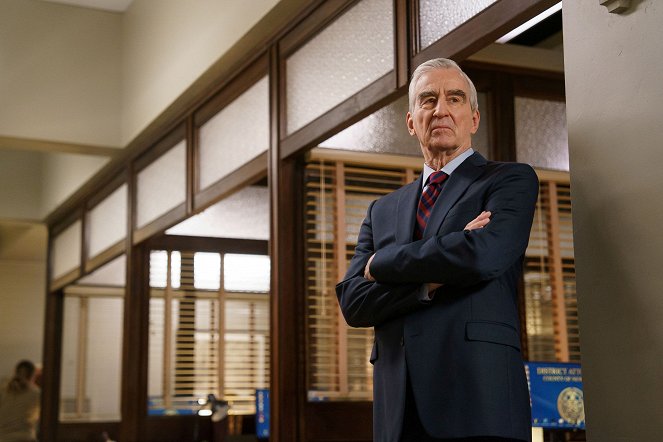 Law & Order - Season 22 - Collateral Damage - Photos - Sam Waterston