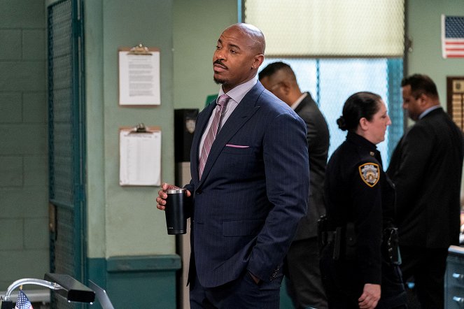 New York District / New York Police Judiciaire - Private Lives - Film - Mehcad Brooks