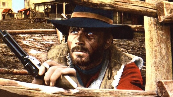 The Brute and the Beast - Photos - Franco Nero