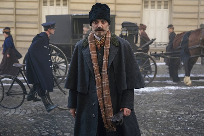 Paryż 1900: Policja - Episode 2 - Z filmu