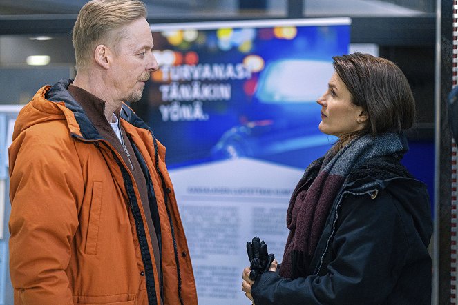 Koskinen - Vihan sukua 2/2 - De la película - Eero Aho, Maria Ylipää