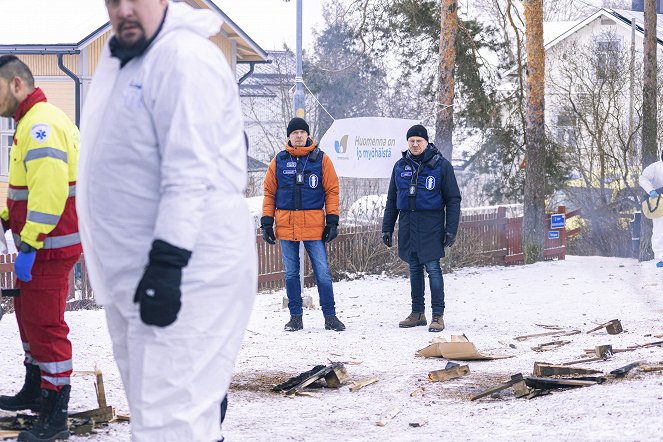 Lakeside Murders - Vihan sukua 1/2 - Photos - Eero Aho, Turkka Mastomäki