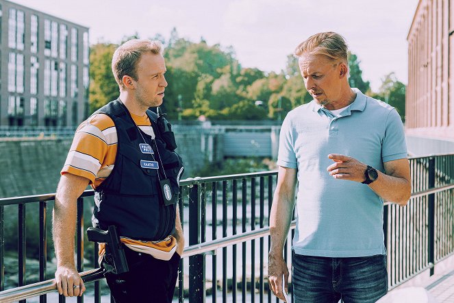 Koskinen - Season 3 - Ajomies 1/2 - Z filmu - Jon Jon Geitel, Eero Aho