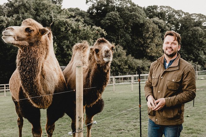 Spring & Autumn at Jimmy's Farm - Werbefoto