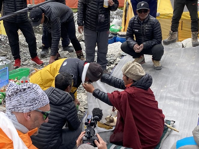 Bergwelten - Everest Today – Das Ende eines Mythos - Kuvat elokuvasta