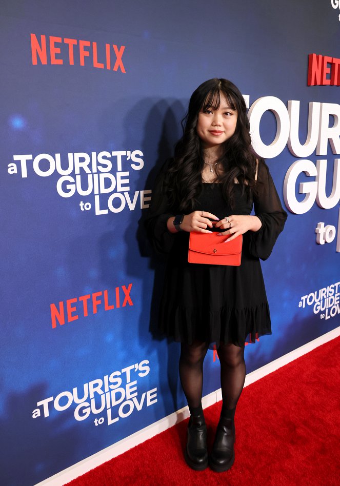 Turistický průvodce láskou - Z akcií - Netflix's A Tourist's Guide to Love special screening at Netflix Tudum Theater on April 13, 2023 in Los Angeles, California - Thalia Tran