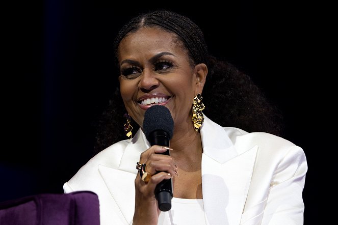Valo meissä kaikissa: Michelle Obama ja Oprah Winfrey - Kuvat elokuvasta - Michelle Obama