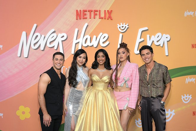 Jeszcze nigdy… - Season 4 - Z imprez - Netflix's "Never Have I Ever" season 4 premiere at Westwood Village on June 01, 2023 in Los Angeles, California