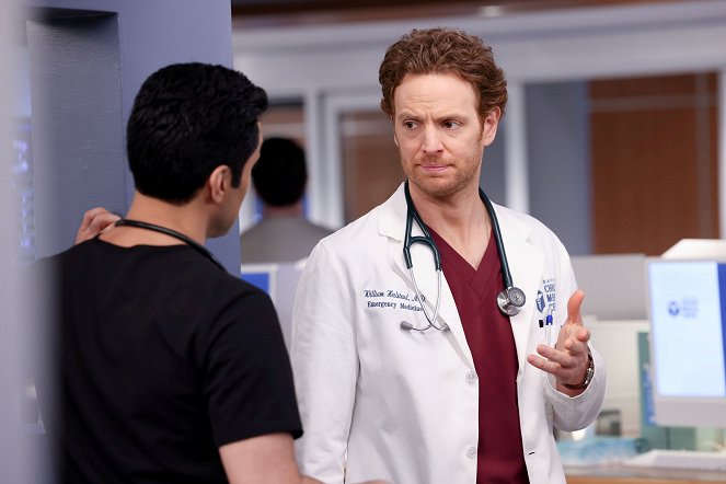 Chicago Med - The Winds of Change Are Starting to Blow - Filmfotos - Nick Gehlfuss
