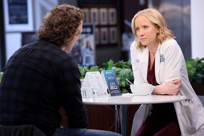 Chicago Med - The Winds of Change Are Starting to Blow - Van film - Jessy Schram
