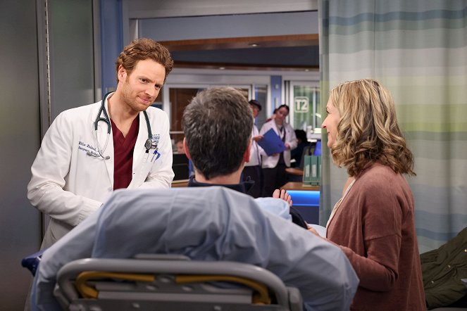 Chicago Med - The Winds of Change Are Starting to Blow - Van film - Nick Gehlfuss