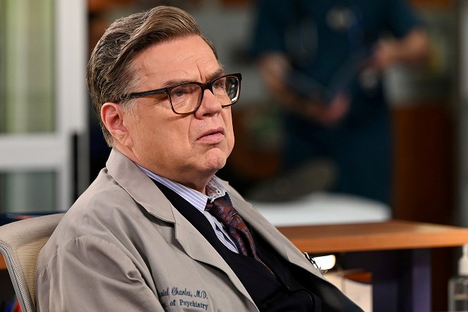 Chicago Med - Might Feel Like It's Time for a Change - Photos - Oliver Platt