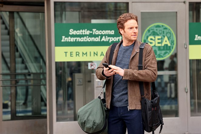 Chicago Med - Does One Door Close and Another One Open? - Do filme - Nick Gehlfuss