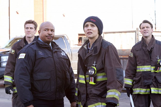 Chicago Fire - Season 11 - Danger Is All Around - Photos - Miranda Rae Mayo, Jesse Spencer