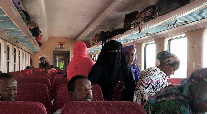 Eisenbahn-Romantik - Trambahnen und Schmugglerzüge in Äthiopien - Kuvat elokuvasta
