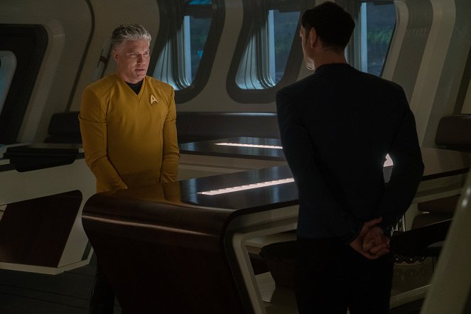 Star Trek: Strange New Worlds - The Broken Circle - Kuvat elokuvasta - Anson Mount
