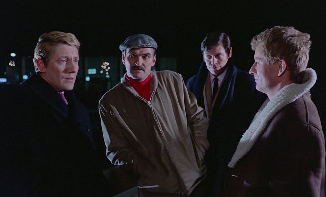 Robbery - Photos - Barry Foster, Stanley Baker