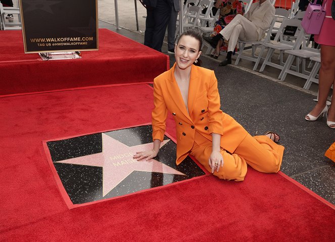 Úžasná paní Maiselová - Série 5 - Z akcií - The Marvelous Mrs. Maisel Finale Celebration at the Fonda Theater in Los Angeles on Mon, May 22, 2023