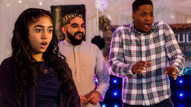 Man Like Mobeen - Prom Night - Photos