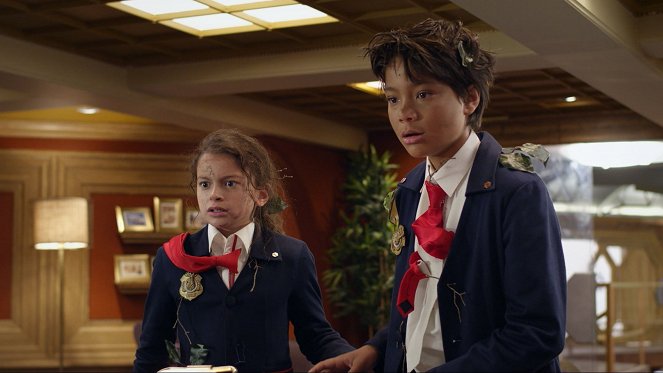 Odd Squad - Dance Like Nobody's Watching / Recipe for Disaster - Photos