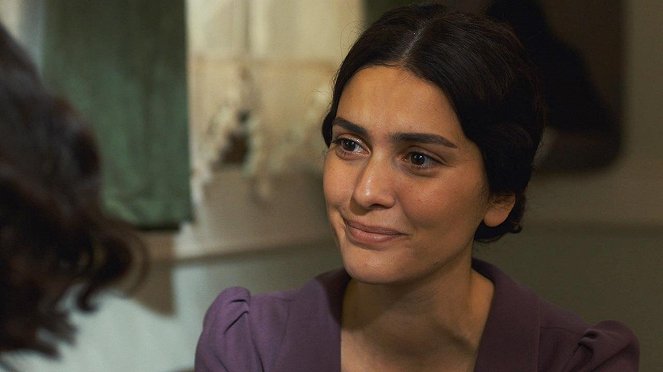 Wounded Love - Episode 31 - Photos - Bergüzar Korel