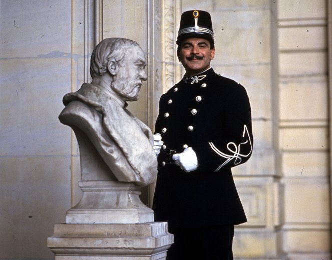 Agatha Christie: Poirot - A csokoládésdoboz - Promóció fotók - David Suchet