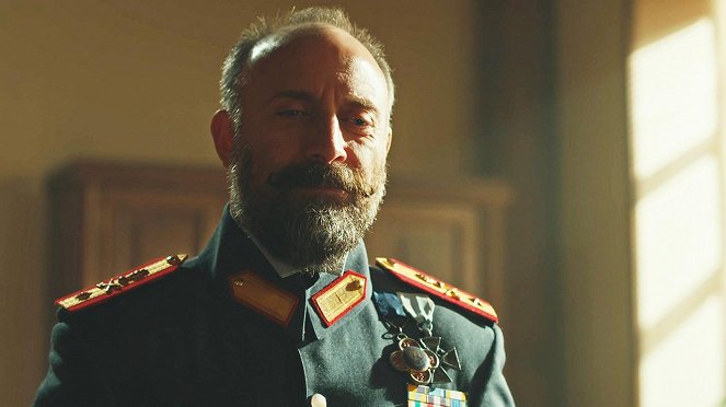 Vatanım Sensin - Episode 18 - Film - Halit Ergenç