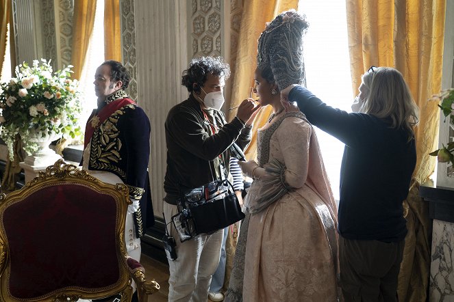 La Reine Charlotte : Un chapitre Bridgerton - Auprès du roi - Tournage