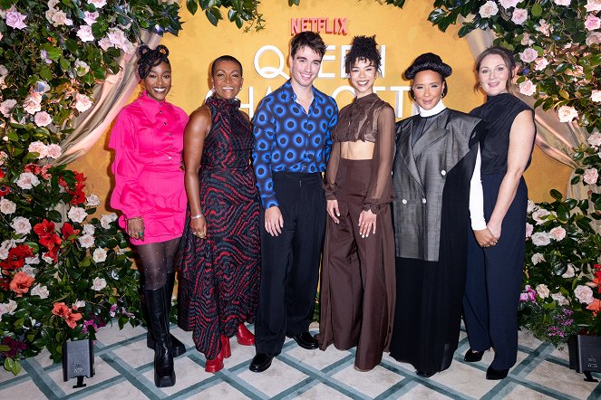 La reina Carlota: Una historia de Los Bridgerton - Eventos - Queen Charlotte: A Bridgerton Story press event at Claridges on February 14, 2023 in London, England