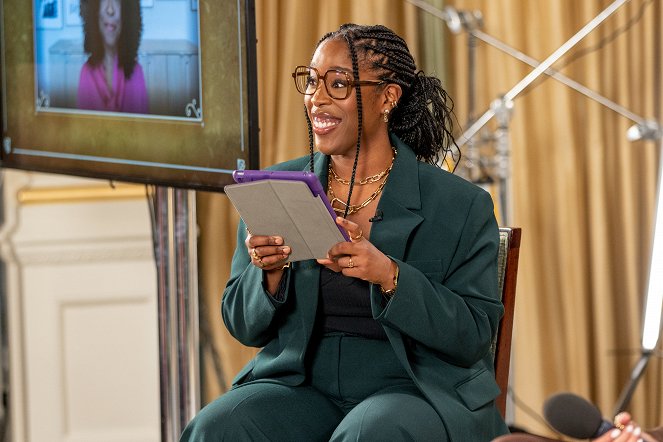 Sarolta királyné – Egy Bridgerton-történet - Rendezvények - Queen Charlotte: A Bridgerton Story press event at Claridges on February 14, 2023 in London, England