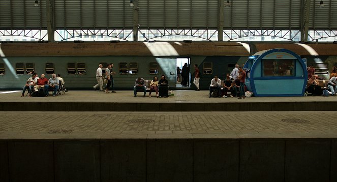 Mahatah – Kleine Geschichten von großen Bahnhöfen - Film