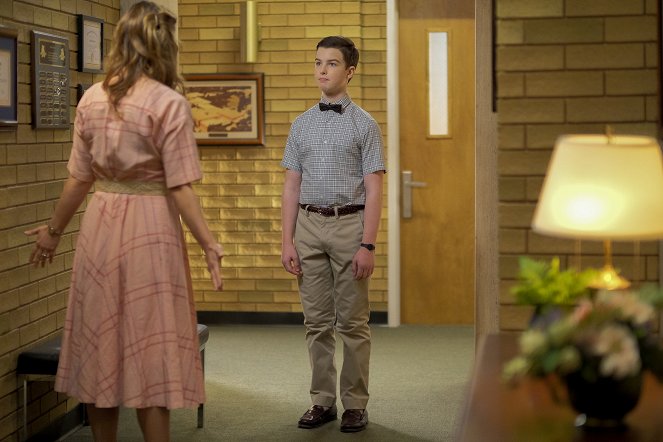 Young Sheldon - Legalese and a Whole Hoo-Ha - Photos